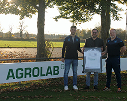 G. Keller (SCB), Carlo C. Peich (Geschäftsführer der AGROLAB Labor GmbH), S. Ackstaller (SCB)